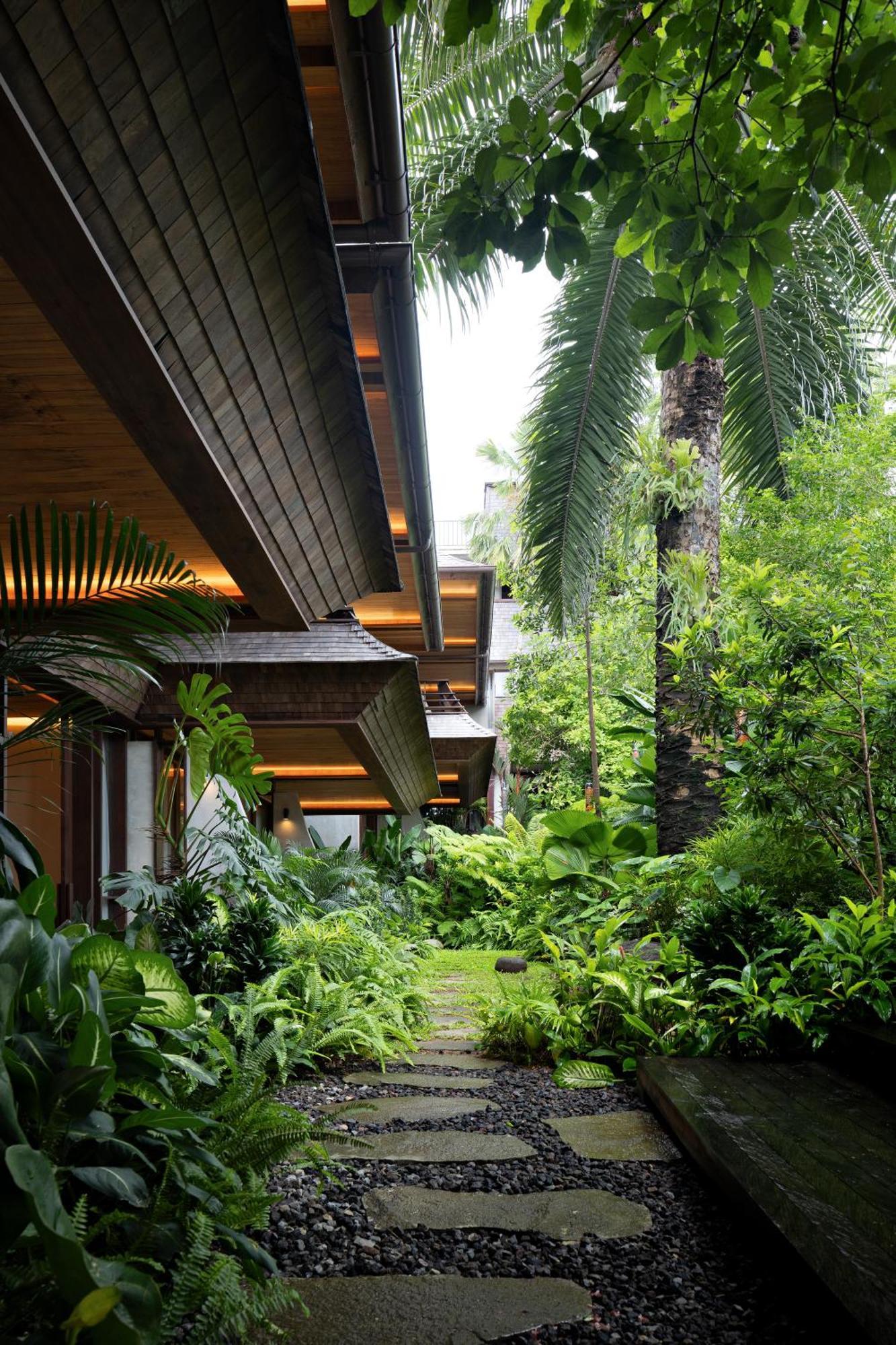 Hotel The Kemilau 4*