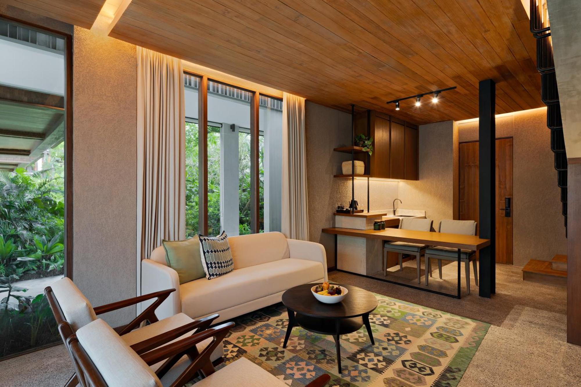 Hotel The Kemilau 4*